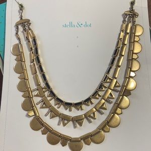 Stella and Dot Plume statement necklace
